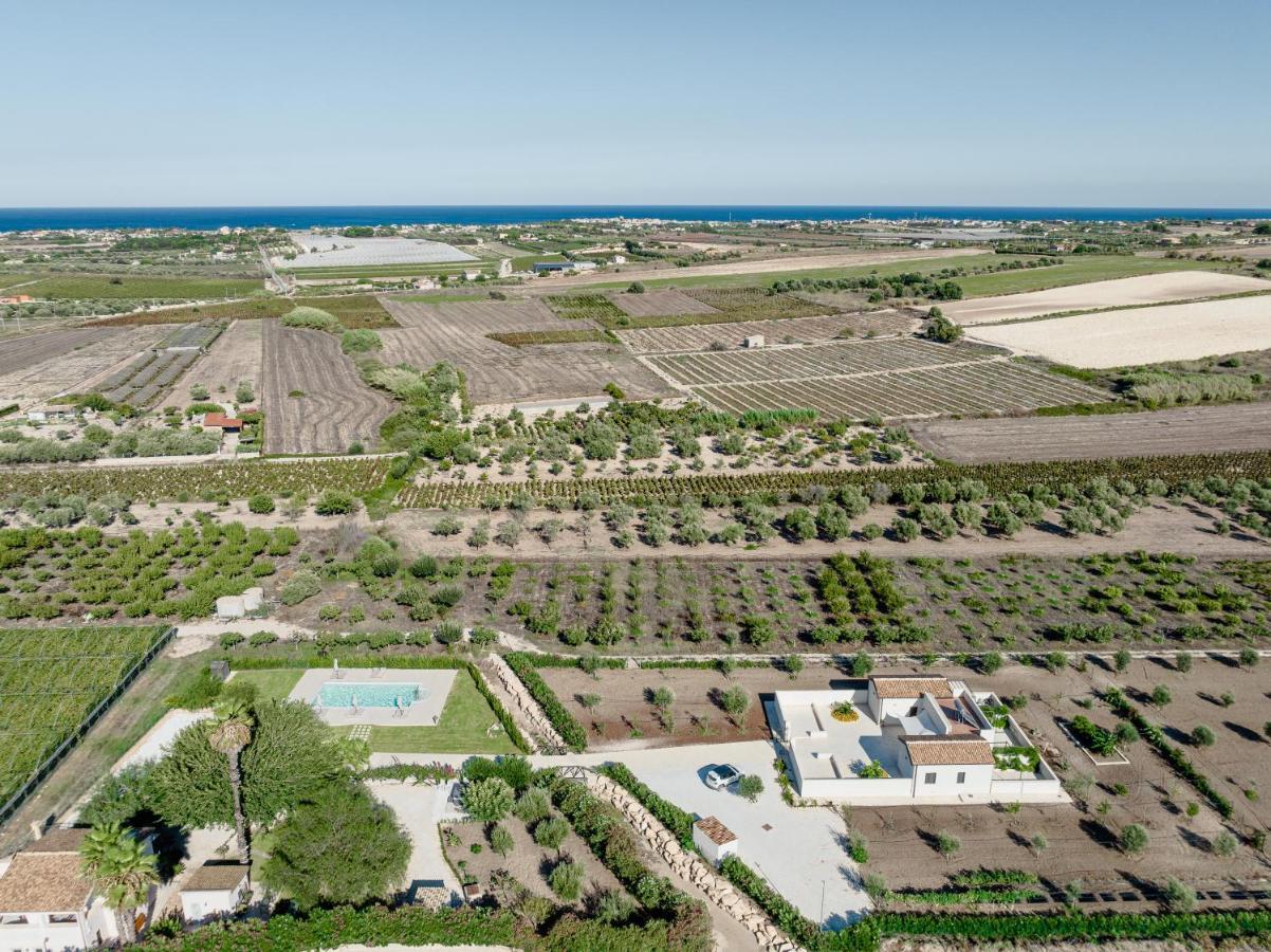 Baglio Il Gelso E L'Ulivo Appartamento Il Carrubo Reitani Zewnętrze zdjęcie